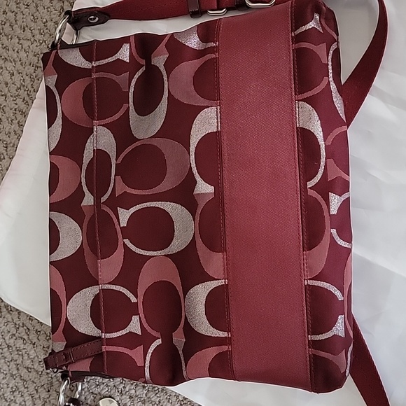 Purse - Picture 4 of 4